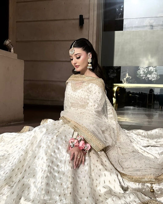 ✨ Premium Party Wear Pur Chinon Silk Embroidered Gown Set with Dupatta & Bottom