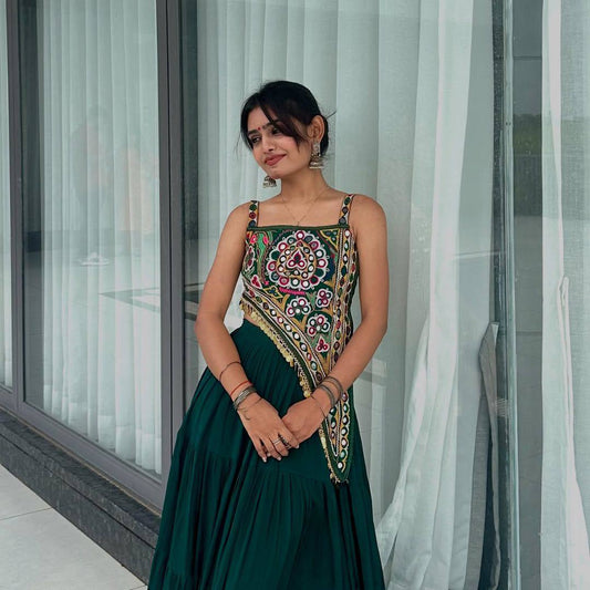 ✨ Exclusive Navratri Special Full Stitched Lehenga Choli