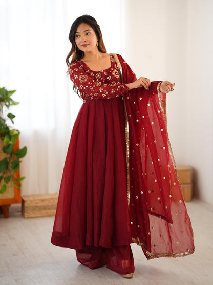 Elegant Crunchy Silk Gown Set with Dupatta